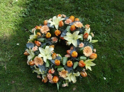 95 Large Seasonal Wreath